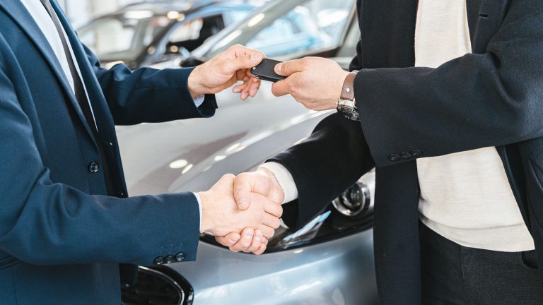 Voiture d&rsquo;occasion garantie 3 mois : droits, limites et pièges