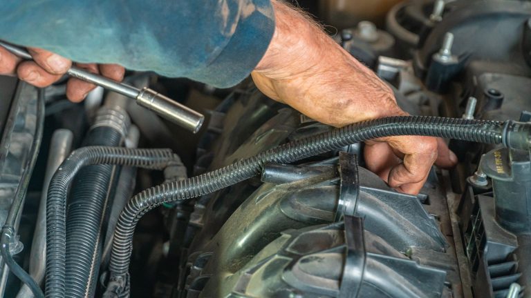 Révision auto : éviter les pièges et maîtriser ses coûts de réparation