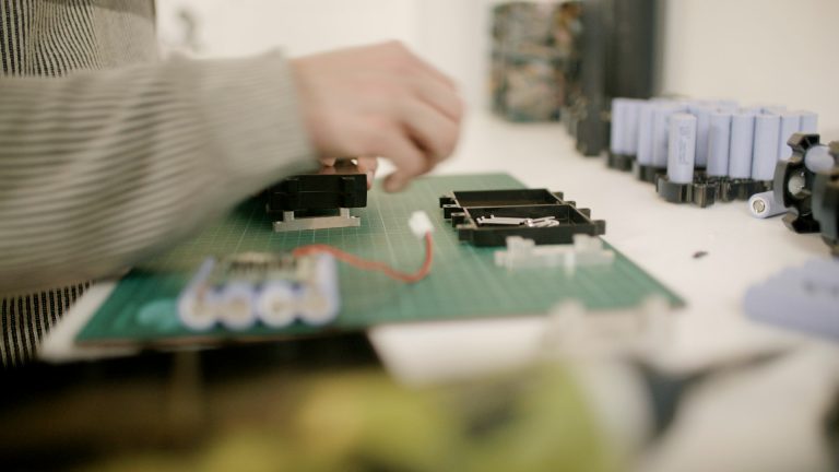Batterie LFP : fonctionnement, avantages et durée de vie